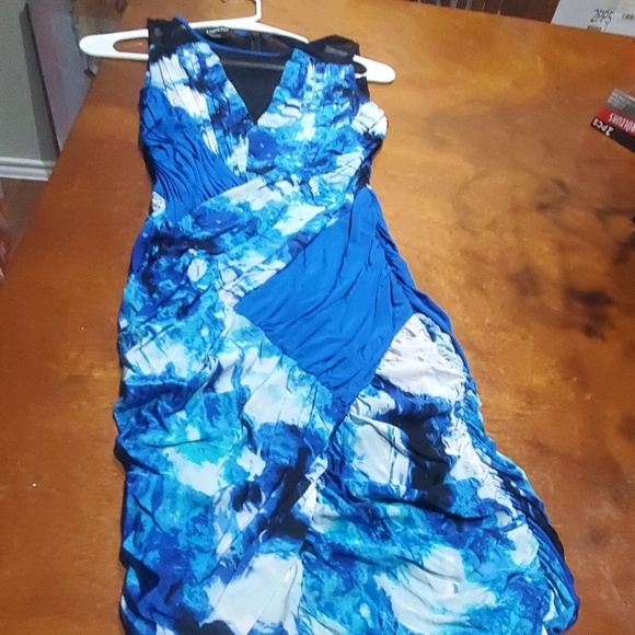 Dress - Picture 2 of 3